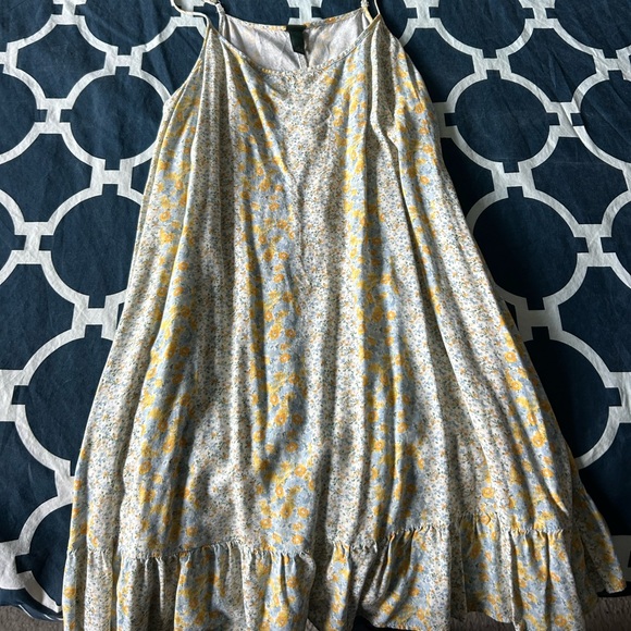 Summer dress - Picture 1 of 2